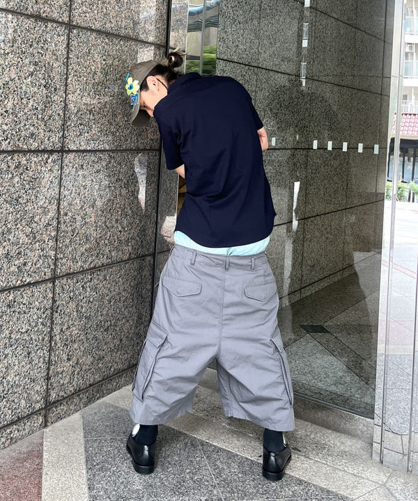 菊田 悠さんの「BEAMS WOMEN｜BEAMS / ビッグ 6ポケット カーゴ ショーツ」を使ったコーディネート