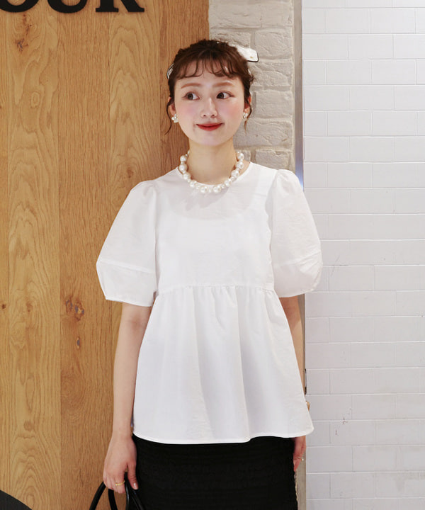 Joさんの「BEAMS WOMEN｜CHRISTIAN VILLA / スクエア ボストン バッグ」を使ったコーディネート