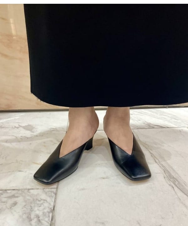 小笠原 楓さんの「BEAMS WOMEN｜コットン 16ゲージ ノースリーブ プルオーバー」を使ったコーディネート