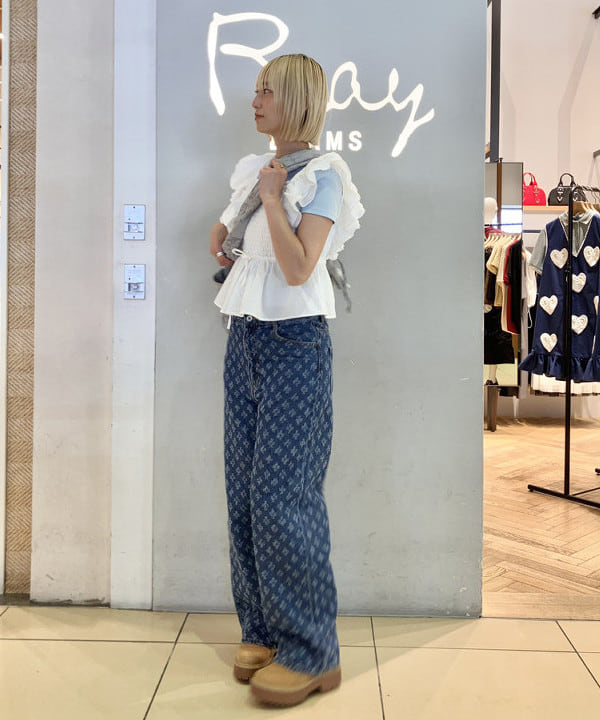 イトウミサキさんの「BEAMS WOMEN｜【別注】PICCADILLY / RIB TEE」を使ったコーディネート