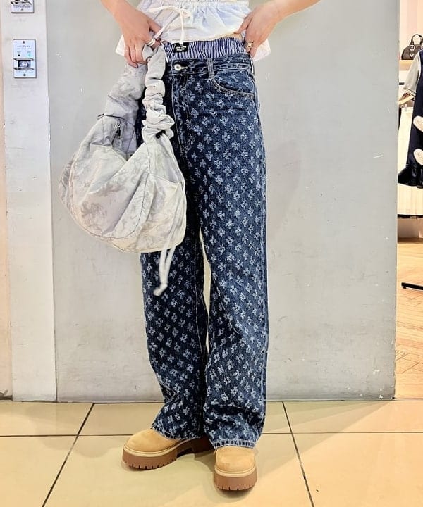 イトウミサキさんの「BEAMS WOMEN｜【別注】PICCADILLY / RIB TEE」を使ったコーディネート