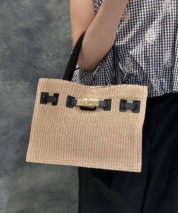 nodokaさんの「BEAMS WOMEN｜Oggi &times; Demi-Luxe BEAMS / コットン ベルテッドパンツ」を使ったコーディネート