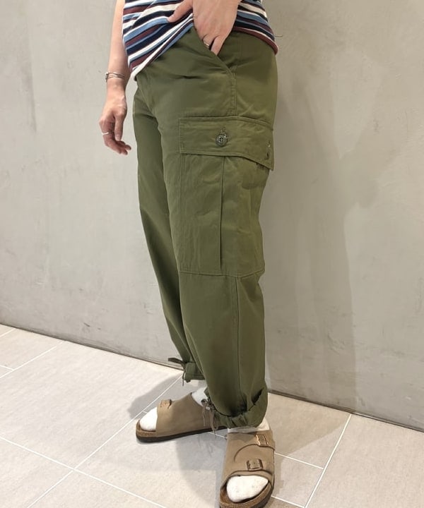 kawaiさんの「BEAMS WOMEN｜【別注】BUZZ RICKSON'S / ポプリン アーミーパンツ」を使ったコーディネート