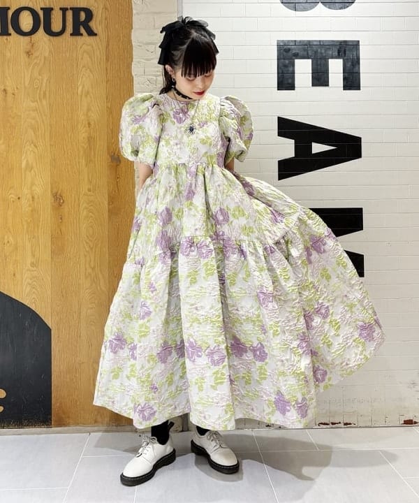 りかちょび/岸本梨佳さんの「BEAMS WOMEN｜SILK ROAD BAZAAR / GREAT MAN オーナメント」を使ったコーディネート