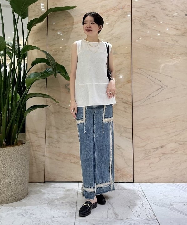 SANOさんの「BEAMS WOMEN｜ラッセルメッシュ ノースリーブ プルオーバー」を使ったコーディネート