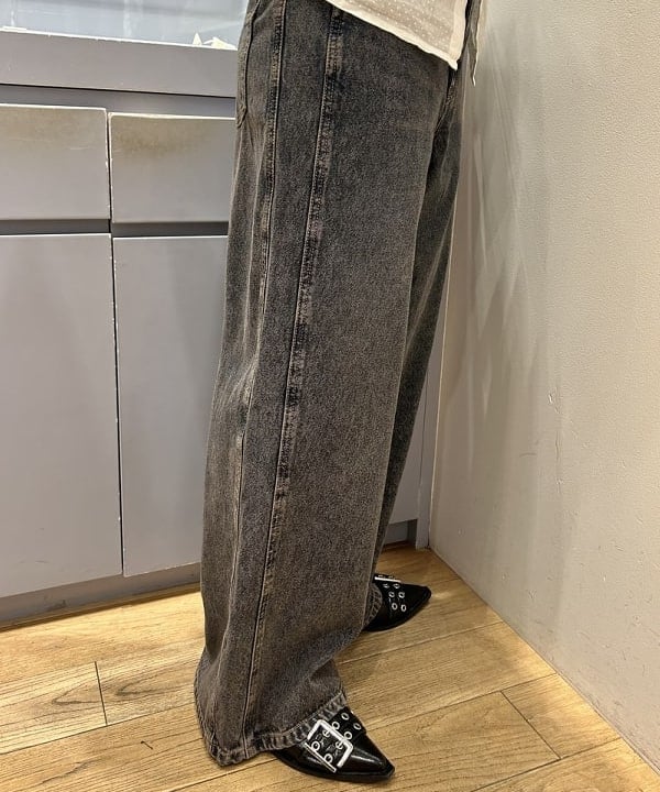 ナカノ アイさんの「BEAMS WOMEN｜オーバーダイ デニム パンツ」を使ったコーディネート