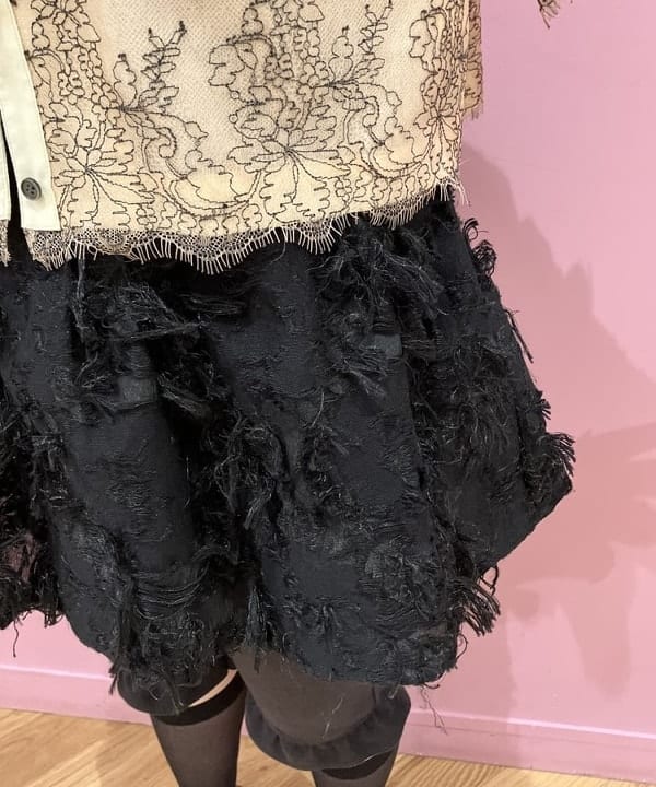 晶さんの「BEAMS WOMEN｜フリンジ ジャカード キャミソール」を使ったコーディネート