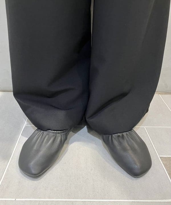 CHIHIROさんの「BEAMS WOMEN｜ポプリン 2タックパンツ」を使ったコーディネート