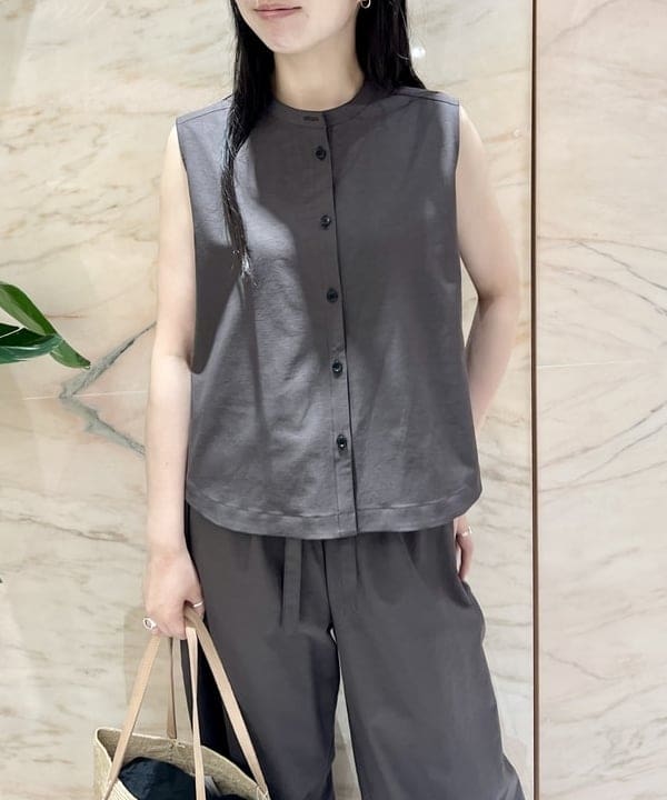 中丸　栞さんの「BEAMS WOMEN｜ウエストリボン ドライ パンツ」を使ったコーディネート