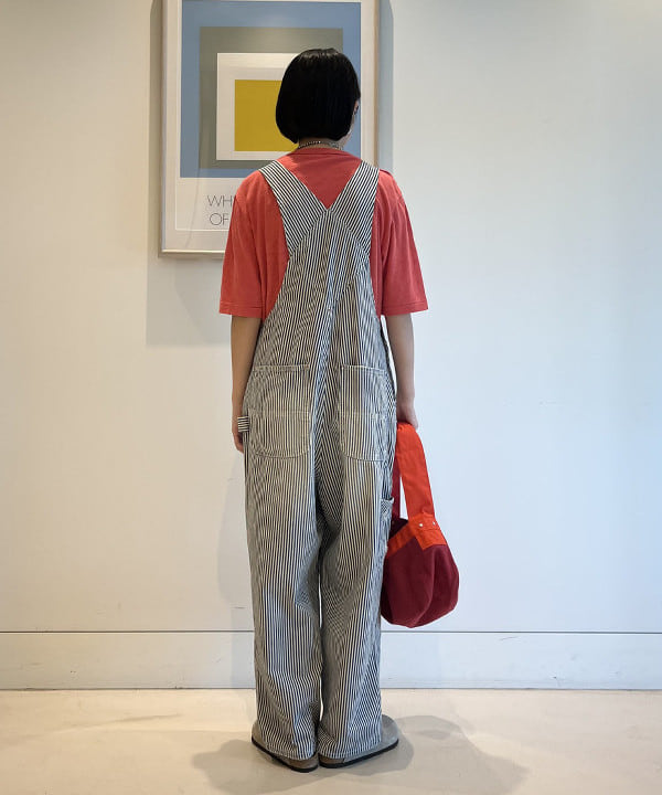 ミナミマリコさんの「BEAMS WOMEN｜【別注】BIGMAC / ヒッコリー オーバーオール」を使ったコーディネート