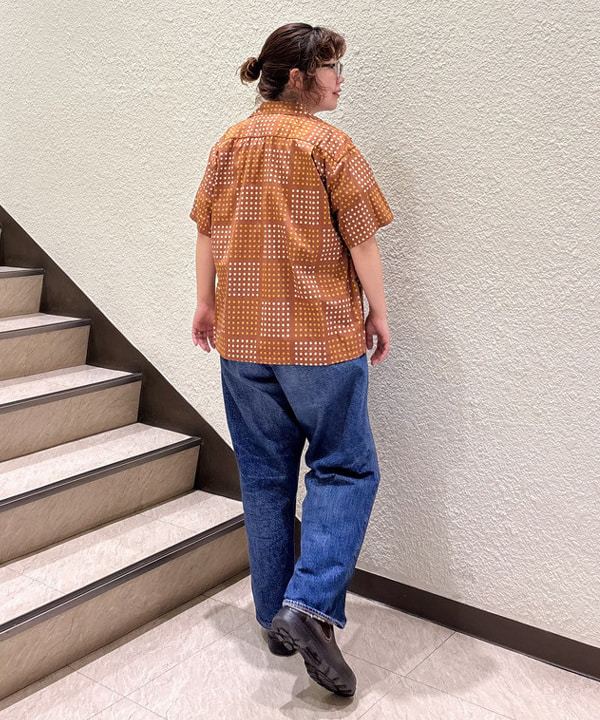 かわい みづきさんの「【別注】Atlas Screen Printing / Dinosaur Tee」を使ったコーディネート