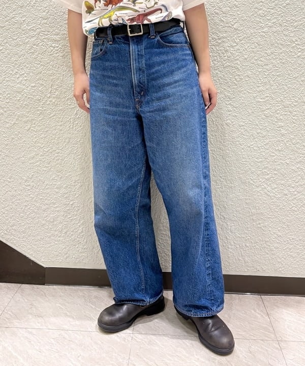 かわい みづきさんの「【別注】Atlas Screen Printing / Dinosaur Tee」を使ったコーディネート