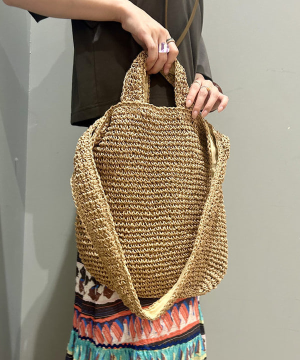 小原 もこさんの「BEAMS WOMEN｜折り畳み バケット ハット」を使ったコーディネート