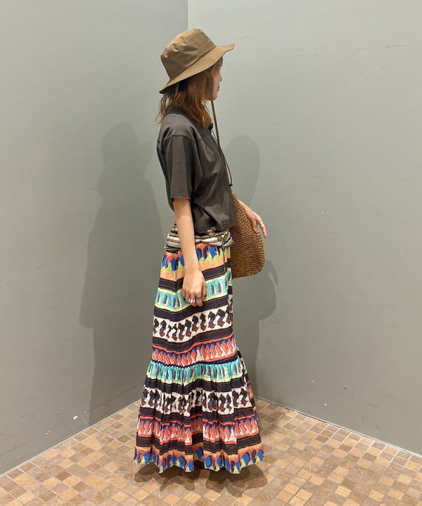 小原 もこさんの「BEAMS WOMEN｜折り畳み バケット ハット」を使ったコーディネート