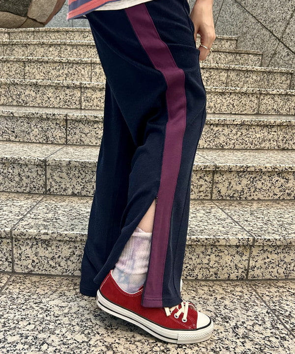 小原 もこさんの「BEAMS WOMEN｜レース アップ タンクトップ」を使ったコーディネート