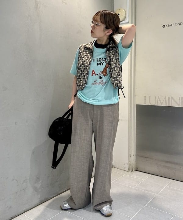 ナツハさんの「BEAMS WOMEN｜ポリエステル ジャガード ベスト」を使ったコーディネート