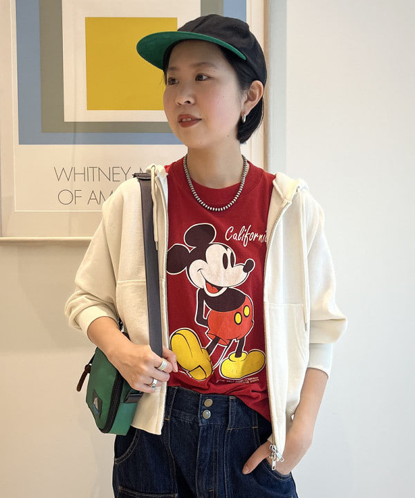 ミナミマリコさんの「BEAMS WOMEN｜デニム ブッシュ パンツ」を使ったコーディネート