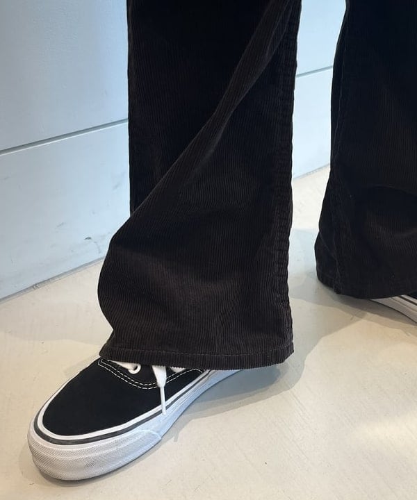 ミナミマリコさんの「BEAMS WOMEN｜organicsta / 2ロール ビーニー」を使ったコーディネート