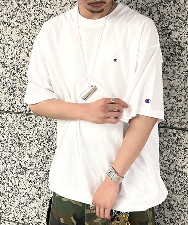 ムファサさんの「BEAMS WOMEN｜B.BICMINI_C/NECK」を使ったコーディネート