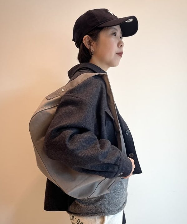 ミナミマリコさんの「BEAMS WOMEN｜〈WOMEN〉RED WING / CARRIER」を使ったコーディネート