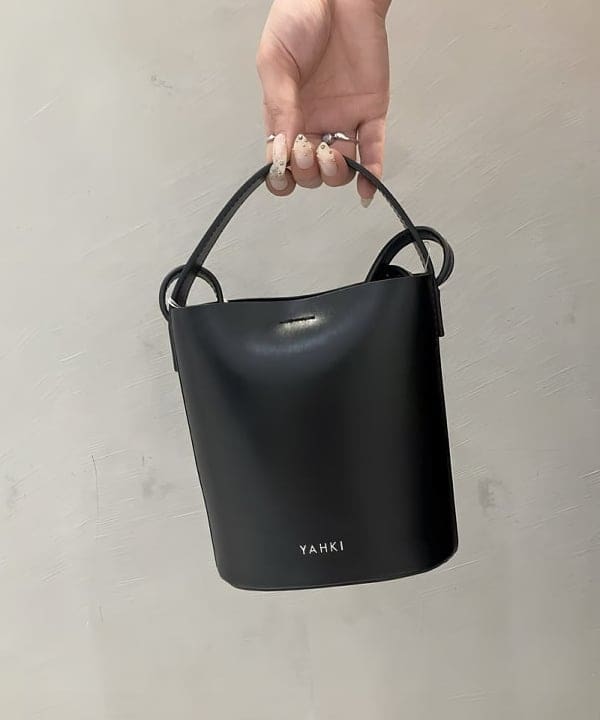 須賀さんの「BEAMS WOMEN｜フレア デニム パンツ」を使ったコーディネート