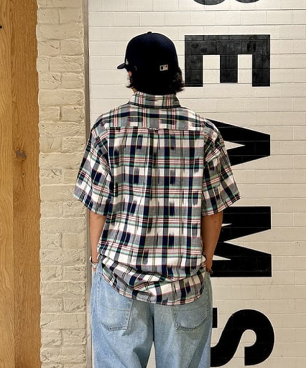 Shutoさんの「BEAMS WOMEN｜B.D. Pullover Classic-fit Ikat Madras」を使ったコーディネート