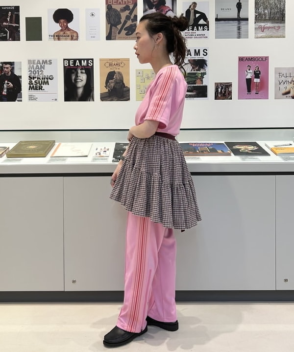 清水 彩乃さんの「BEAMS WOMEN｜Paraboot / 別注 BAHAMAS」を使ったコーディネート