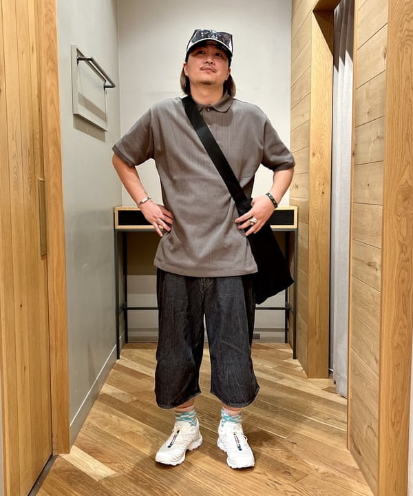 新里 京介さんの「BEAMS WOMEN｜【別注】NEW ERA / 9FORTY Racing Cap」を使ったコーディネート