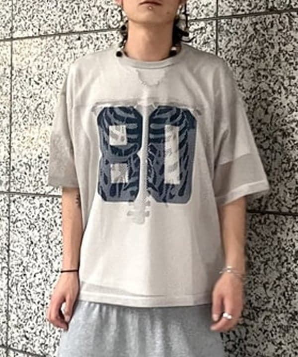 菊田 悠さんの「BEAMS WOMEN｜メッシュ プリント Tシャツ」を使ったコーディネート