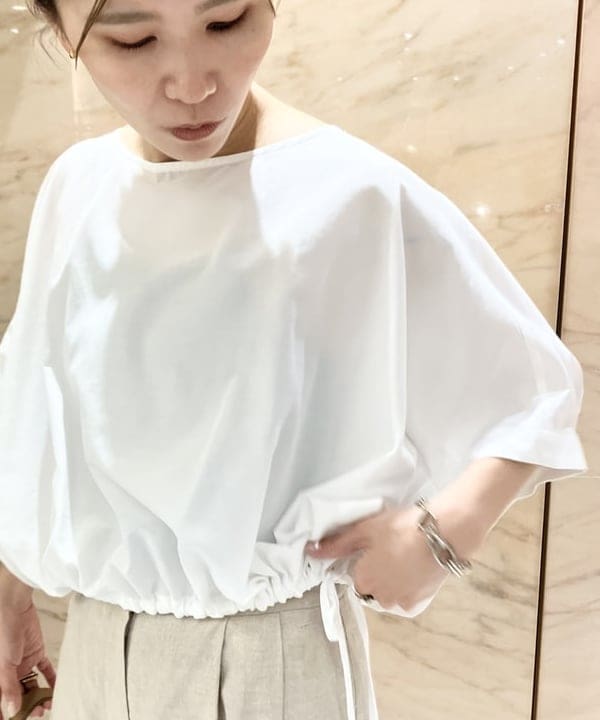 AONO SHIKAMAさんの「BEAMS WOMEN｜ドロスト サイドリボン ブラウス」を使ったコーディネート