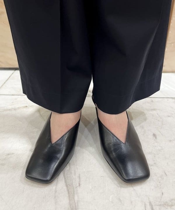 中丸　栞さんの「BEAMS WOMEN｜ATON / FRESCA CIRCULAR RIB タンクトップ」を使ったコーディネート