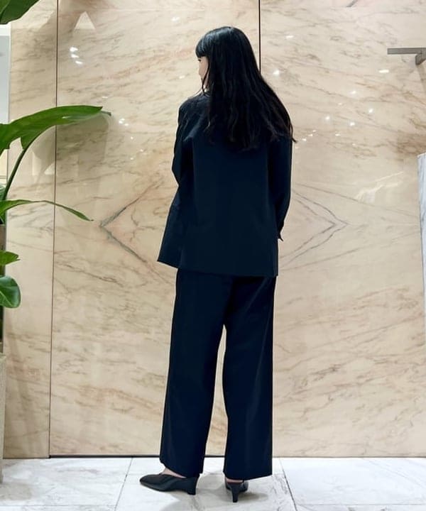 中丸　栞さんの「BEAMS WOMEN｜ATON / FRESCA CIRCULAR RIB タンクトップ」を使ったコーディネート