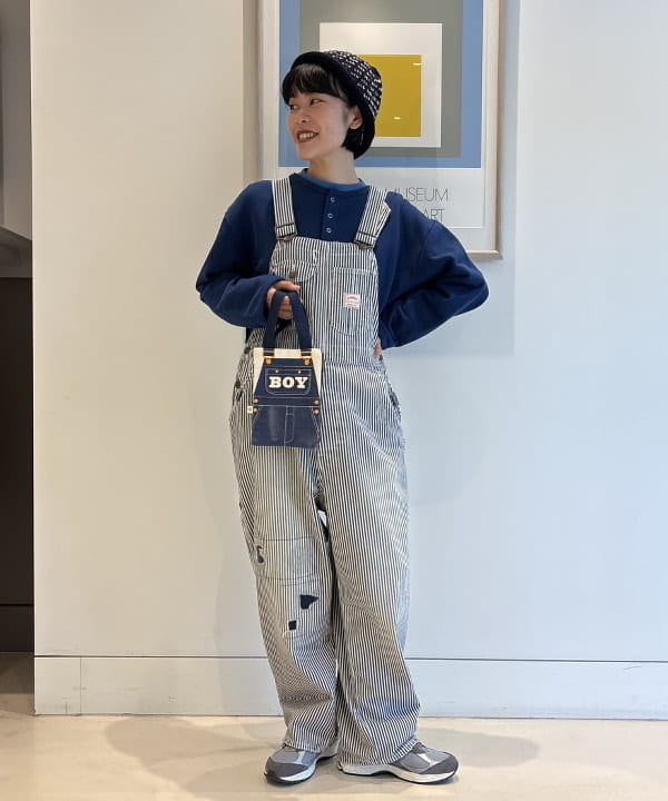 葵さんの「BEAMS WOMEN｜【別注】BIGMAC / ヒッコリー オーバーオール」を使ったコーディネート
