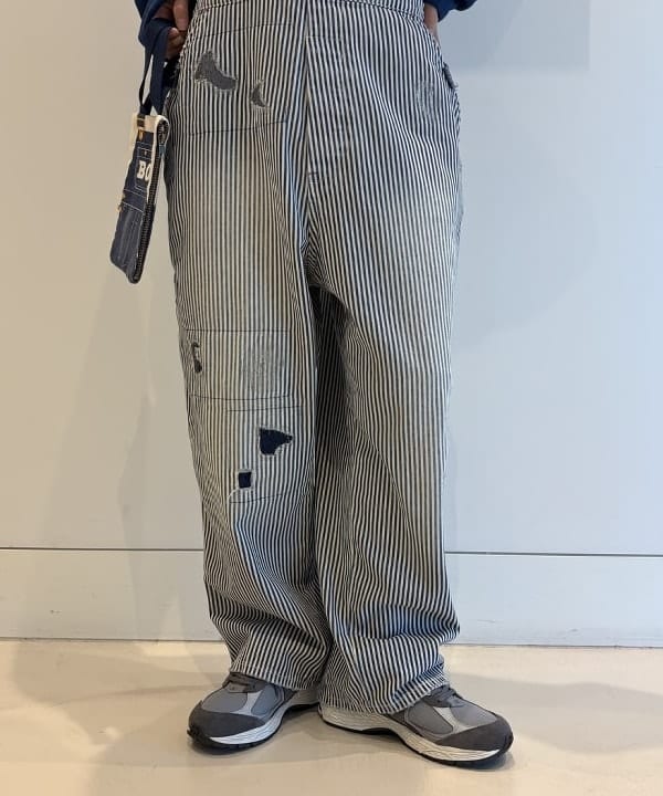 葵さんの「BEAMS WOMEN｜【別注】BIGMAC / ヒッコリー オーバーオール」を使ったコーディネート