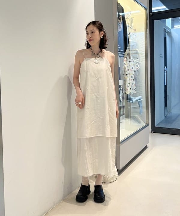 神坂 莉子さんの「BEAMS WOMEN｜シアーリブ ハイソックス」を使ったコーディネート