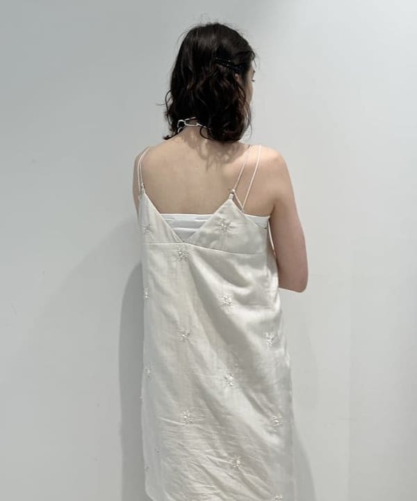 神坂 莉子さんの「BEAMS WOMEN｜シアーリブ ハイソックス」を使ったコーディネート