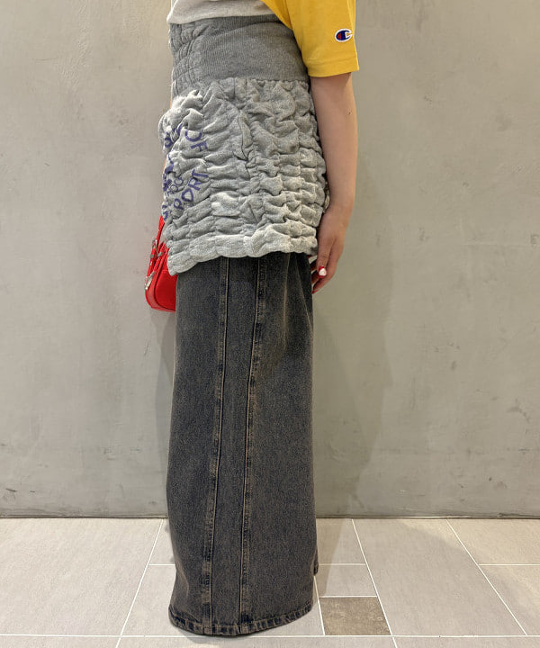 大石彩可さんの「BEAMS WOMEN｜【別注】Champion / プリント ラグラン Tシャツ」を使ったコーディネート