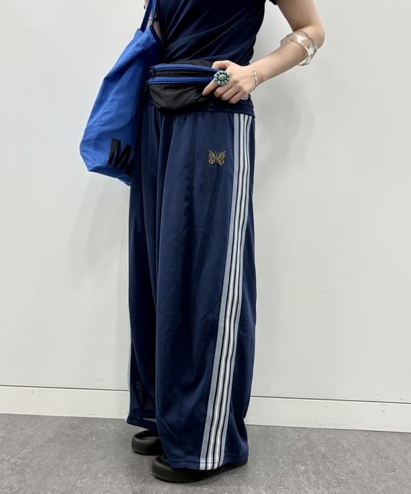 SHINAGAWAさんの「BEAMS WOMEN｜カット クリア バングル」を使ったコーディネート