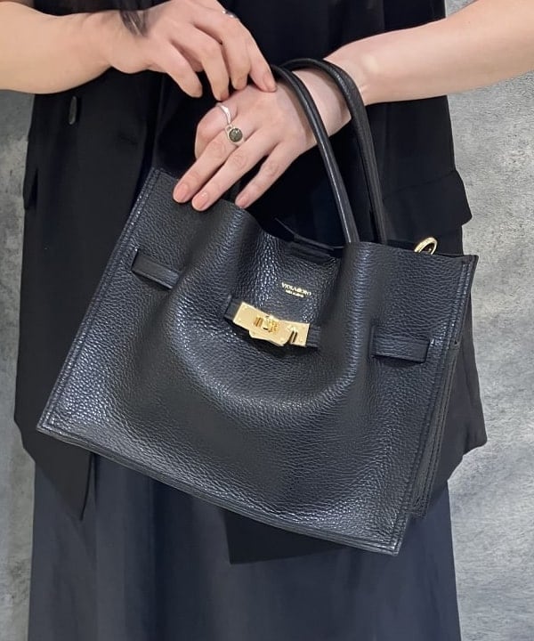 OSUMIさんの「BEAMS WOMEN｜オケージョン パンプス」を使ったコーディネート