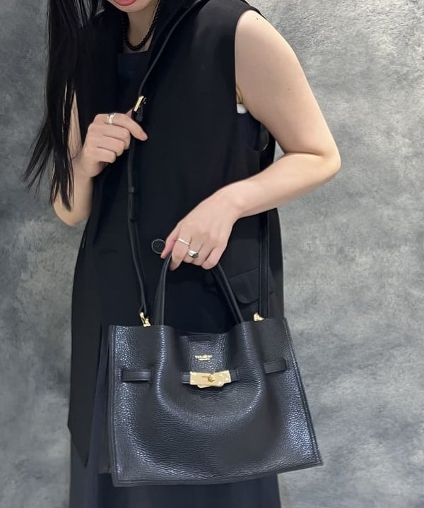 OSUMIさんの「BEAMS WOMEN｜オケージョン パンプス」を使ったコーディネート