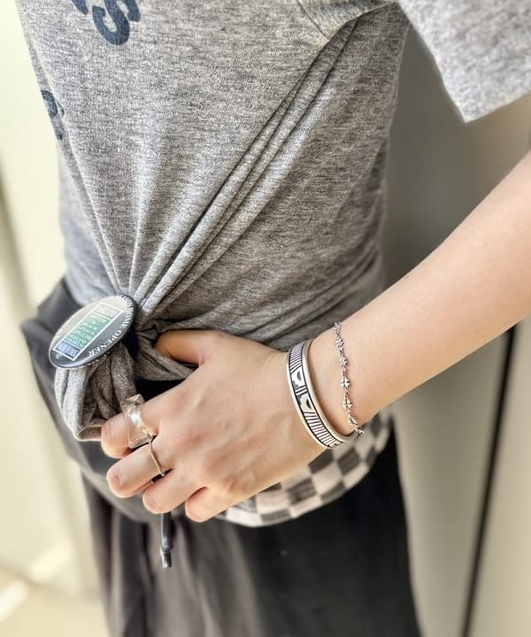 SHINAGAWAさんの「BEAMS WOMEN｜モチーフ クリア リング」を使ったコーディネート