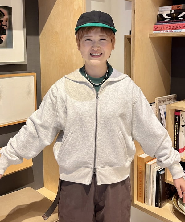 木村 梨香さんの「BEAMS WOMEN｜ボーイ ミニロゴ ロングスリーブ Tシャツ」を使ったコーディネート