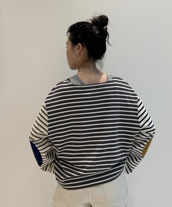 清水 彩乃さんの「BEAMS WOMEN｜エルボー パッチ バスク ロングスリーブ」を使ったコーディネート