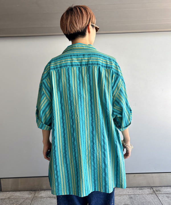 みりさんの「ドビーストライプ オープンカラーシャツ」を使ったコーディネート