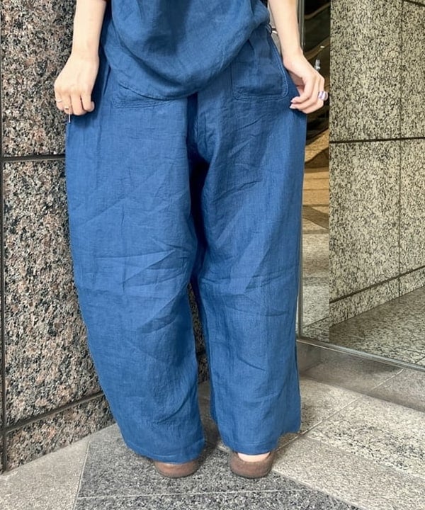 小原 もこさんの「BEAMS WOMEN｜折り畳み バケット ハット」を使ったコーディネート