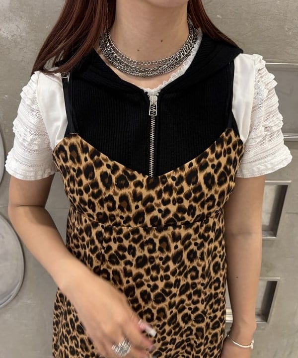 もえのさんの「BEAMS WOMEN｜プリント キャミ ワンピース」を使ったコーディネート