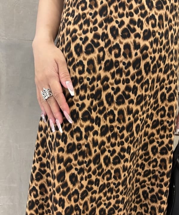 もえのさんの「BEAMS WOMEN｜プリント キャミ ワンピース」を使ったコーディネート