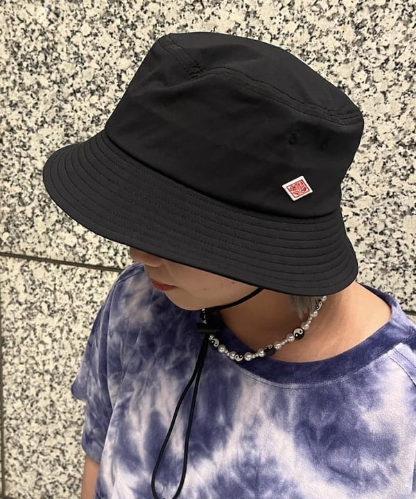 あゆさんの「BEAMS WOMEN｜【別注】NEEDLES / ベロア Uネック Tシャツ」を使ったコーディネート