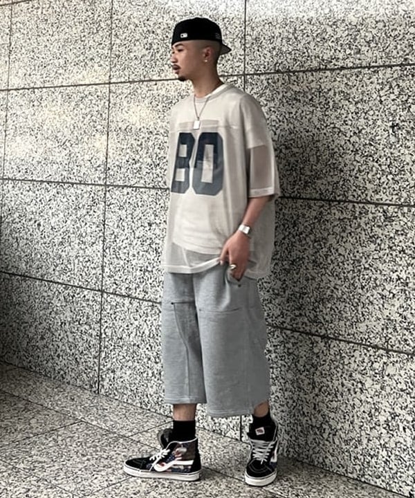 ムファサさんの「BEAMS WOMEN｜【別注】NULL TOKYO / SWEAT W-KNEE SHORTS」を使ったコーディネート