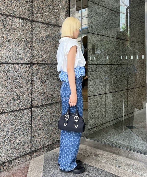 あさひさんの「BEAMS WOMEN｜ショルダーパッド フレンチスリーブ シャツ」を使ったコーディネート